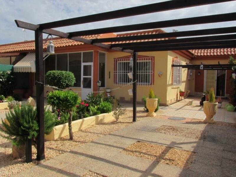 3 Cuarto Villa en venta