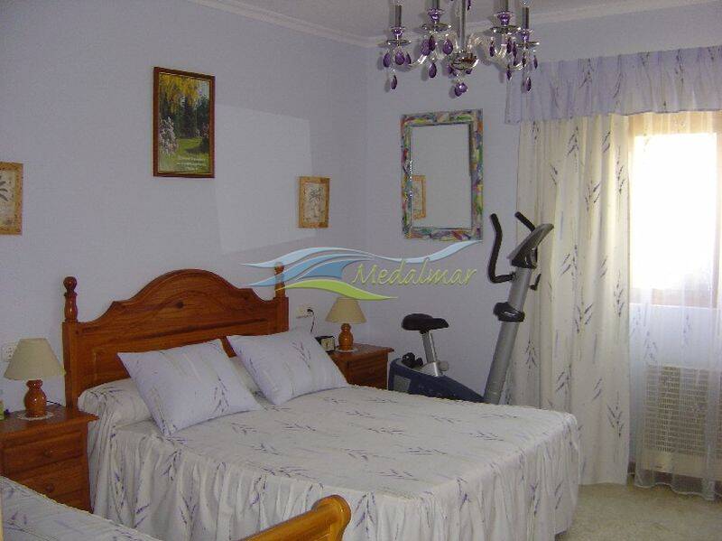 4 Cuarto Villa en venta
