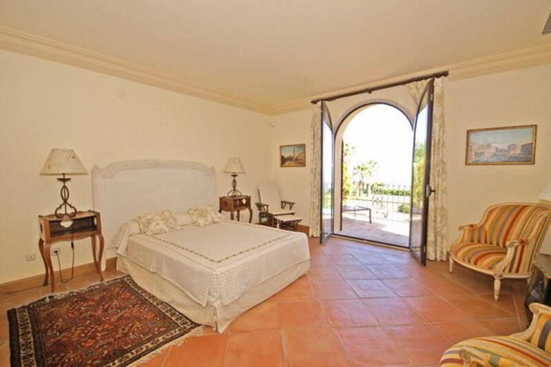 8 chambre Villa à vendre