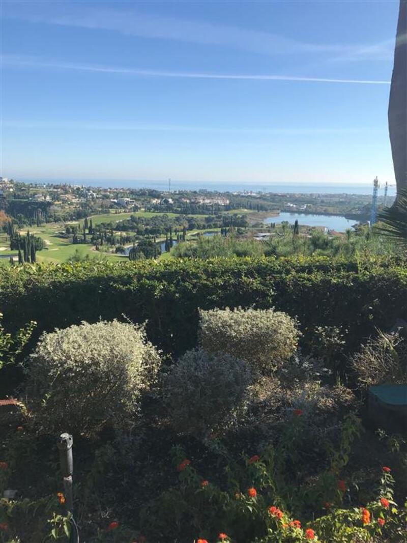 Appartement für Langzeitmiete in Benahavis, Málaga