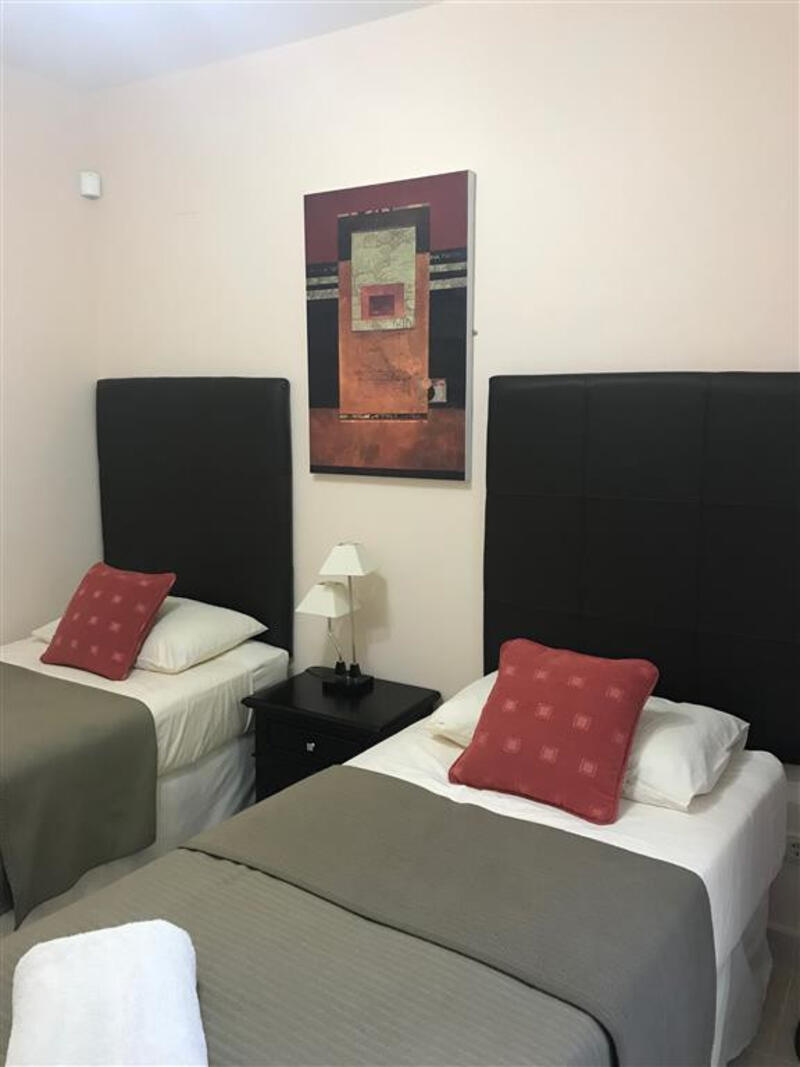 2 Schlafzimmer Appartement für Langzeitmiete