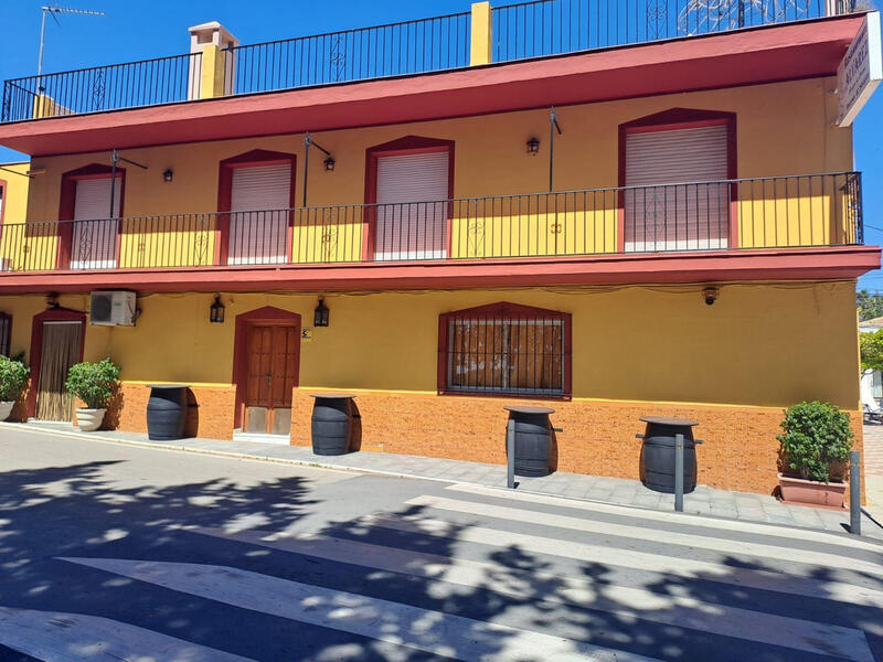 4 Cuarto Local Comercial en venta