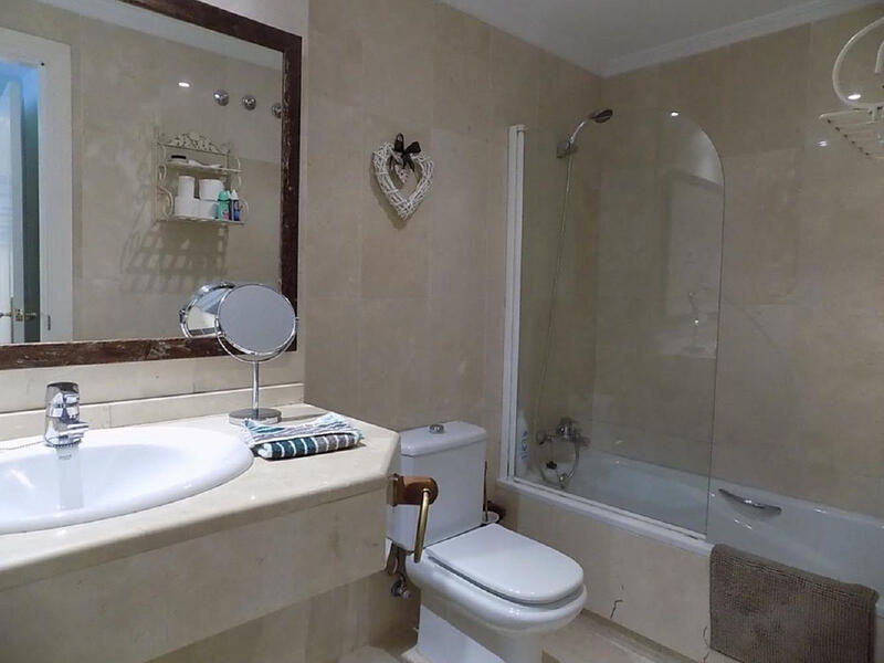 2 bedroom Apartment for Short Term Rent