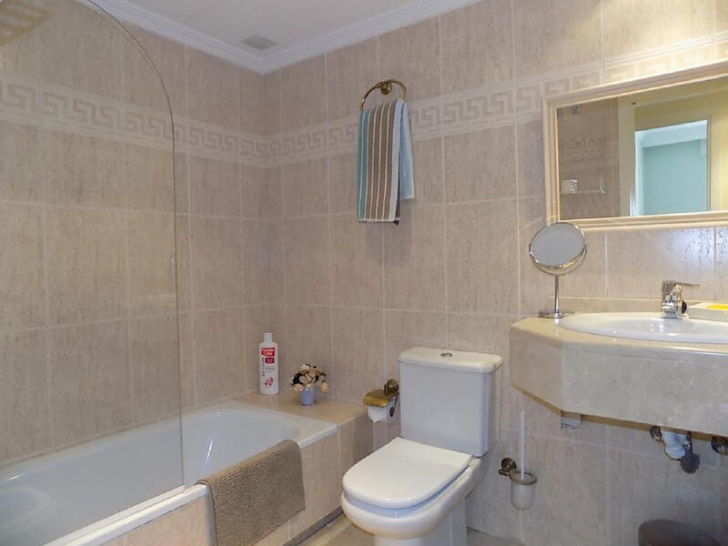 2 bedroom Apartment for Short Term Rent
