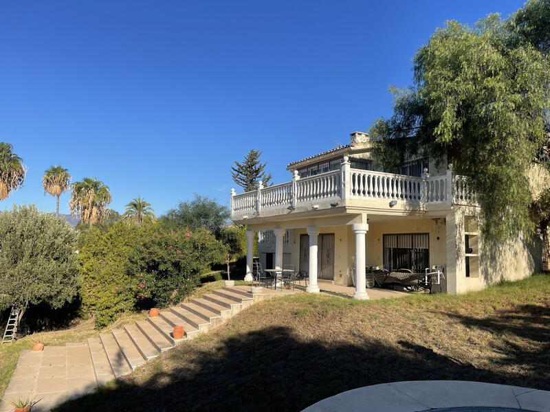 Villa till salu i Estepona, Málaga