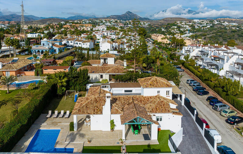 Villa para alquiler a corto plazo en Bel Air, Málaga