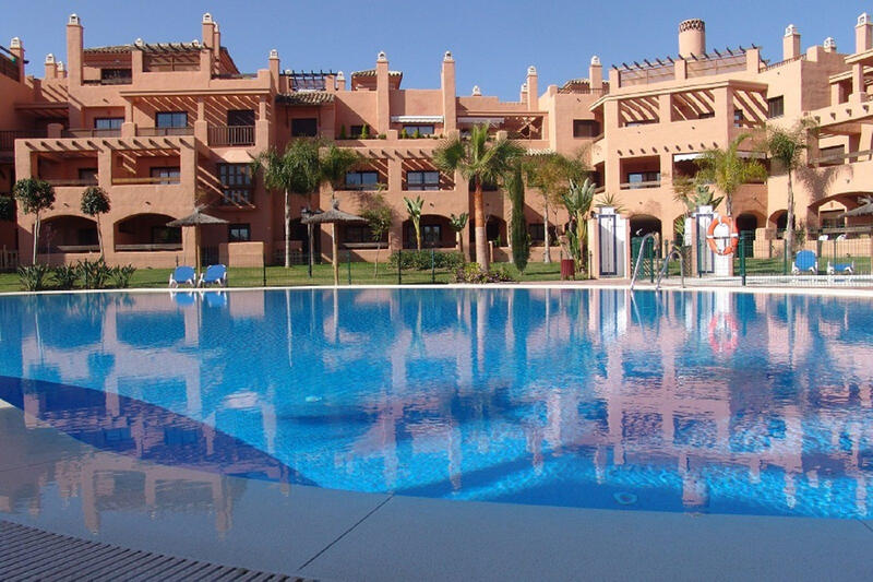 Apartamento para alquiler a largo plazo en Hacienda la Paz, Málaga