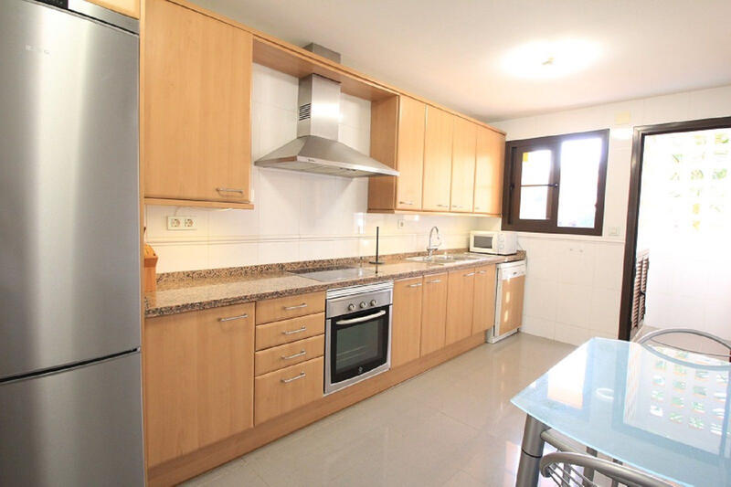 2 bedroom Apartment for Long Term Rent