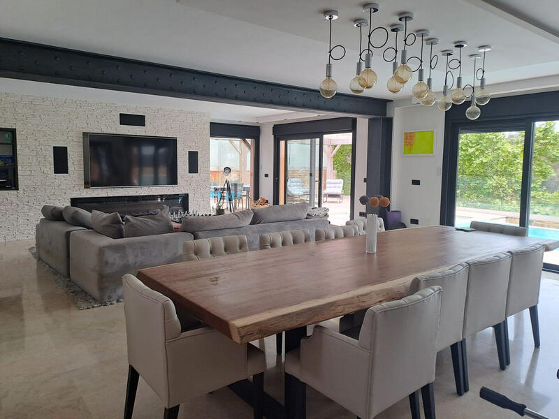 4 Schlafzimmer Villa für Kurzzeitmiete