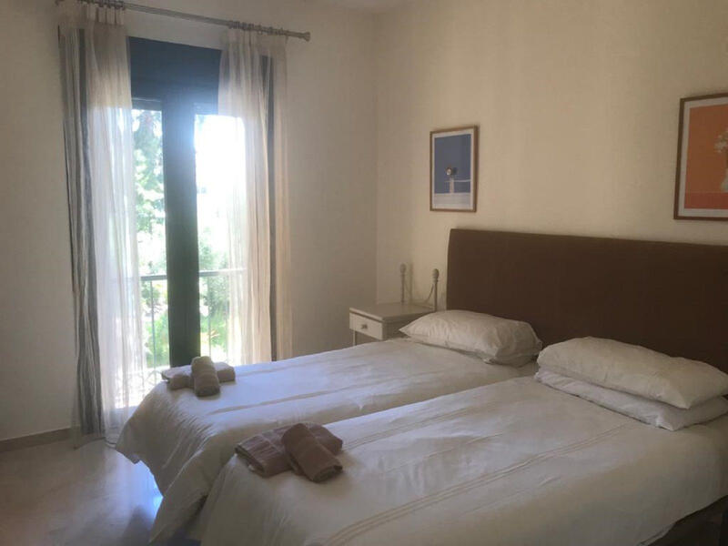 2 chambre Appartement à louer à long terme