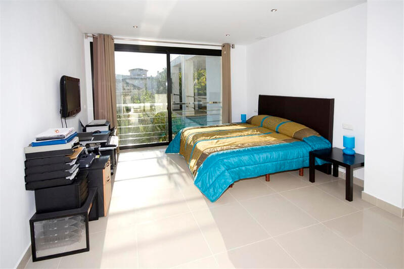 6 chambre Villa à louer à court terme