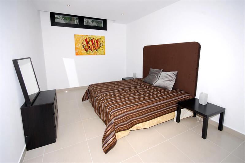 6 chambre Villa à louer à court terme