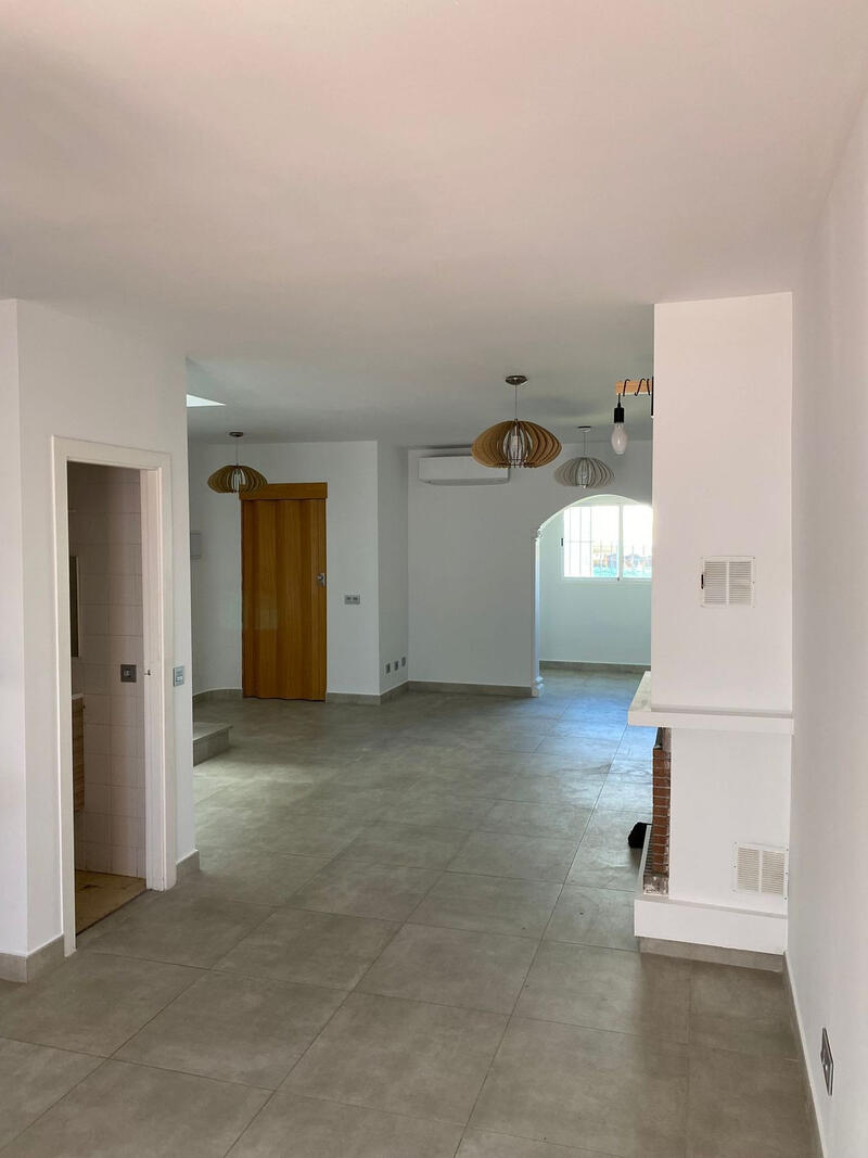 3 chambre Duplex à louer à long terme