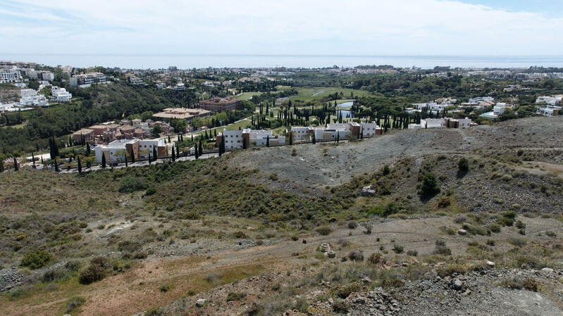 Land for sale in Benahavis, Málaga