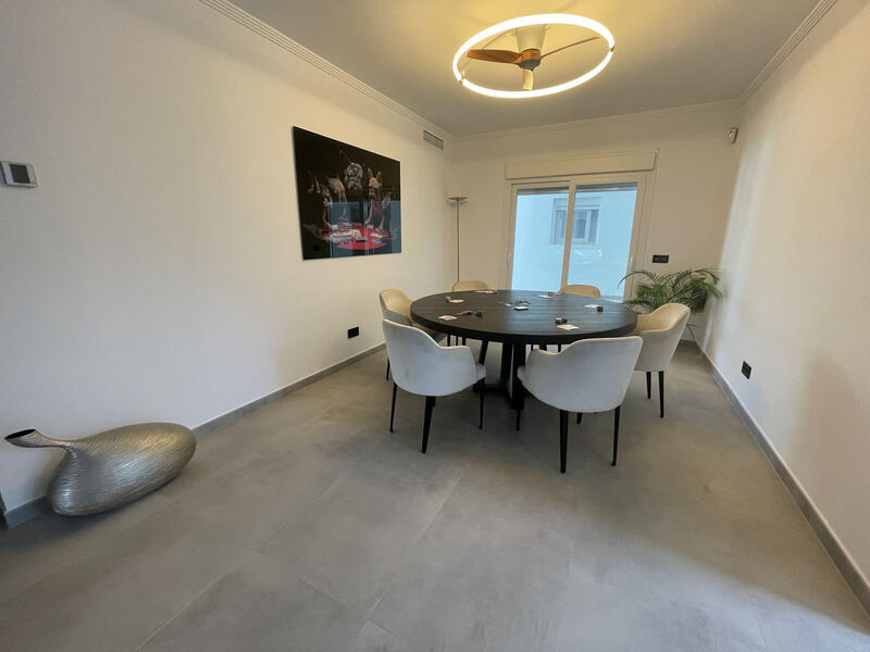 10 soverom Villa til salgs