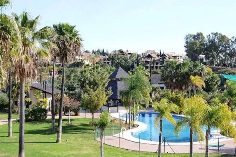 Lejlighed til salg i Estepona, Málaga