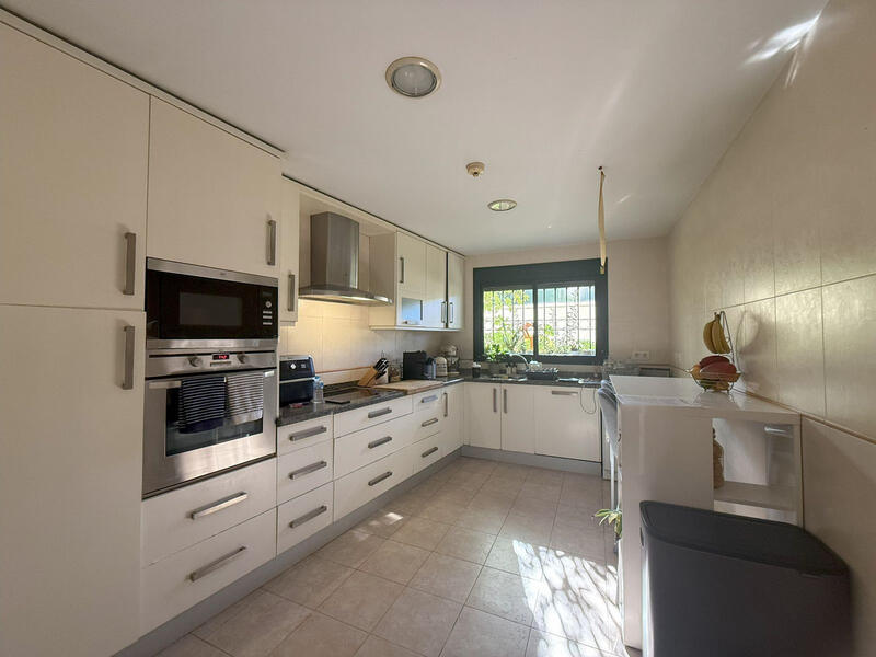 4 bedroom Duplex for sale