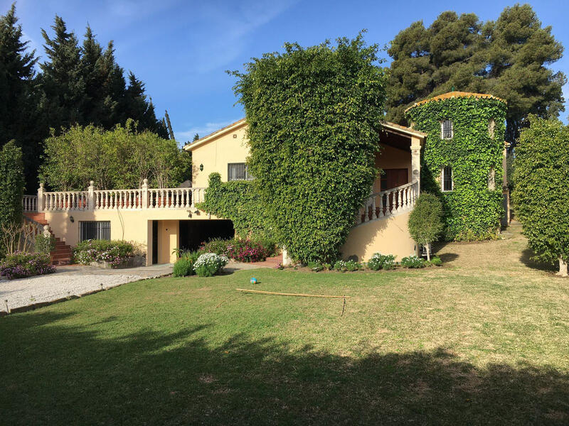5 bedroom Villa for Long Term Rent