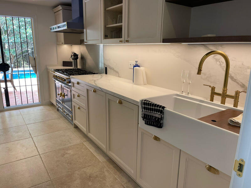 5 bedroom Villa for Long Term Rent