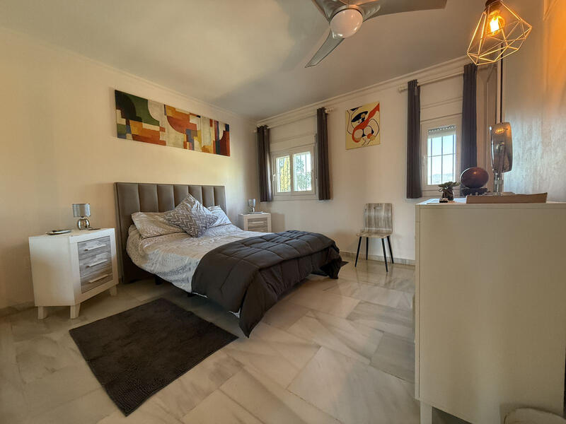 3 Schlafzimmer Landhaus zu verkaufen