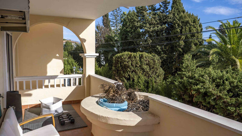 Lejlighed til salg i Estepona, Málaga