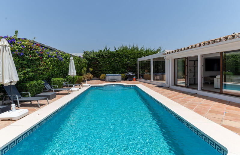 8 sovrum Villa för långsiktig hyra