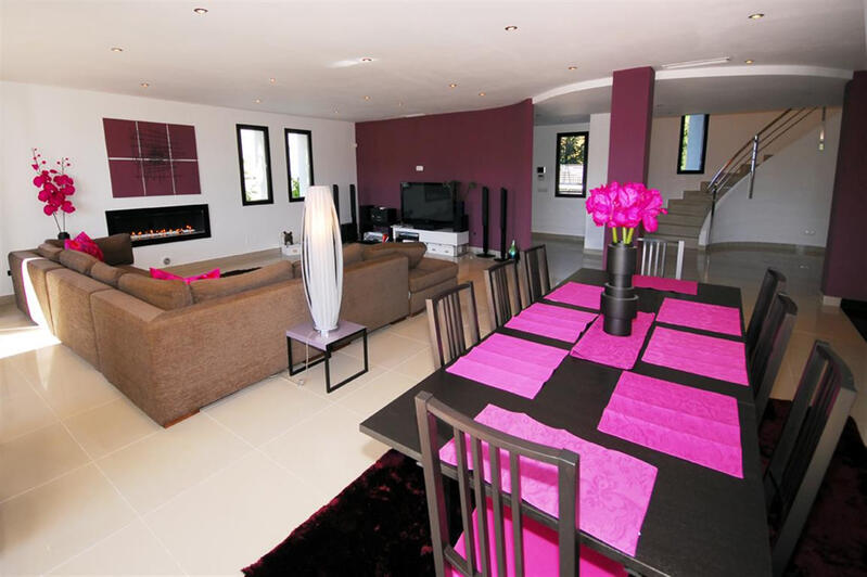 6 bedroom Villa for Short Term Rent