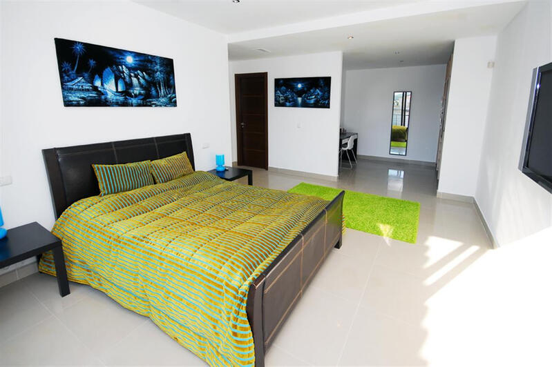 6 bedroom Villa for Short Term Rent