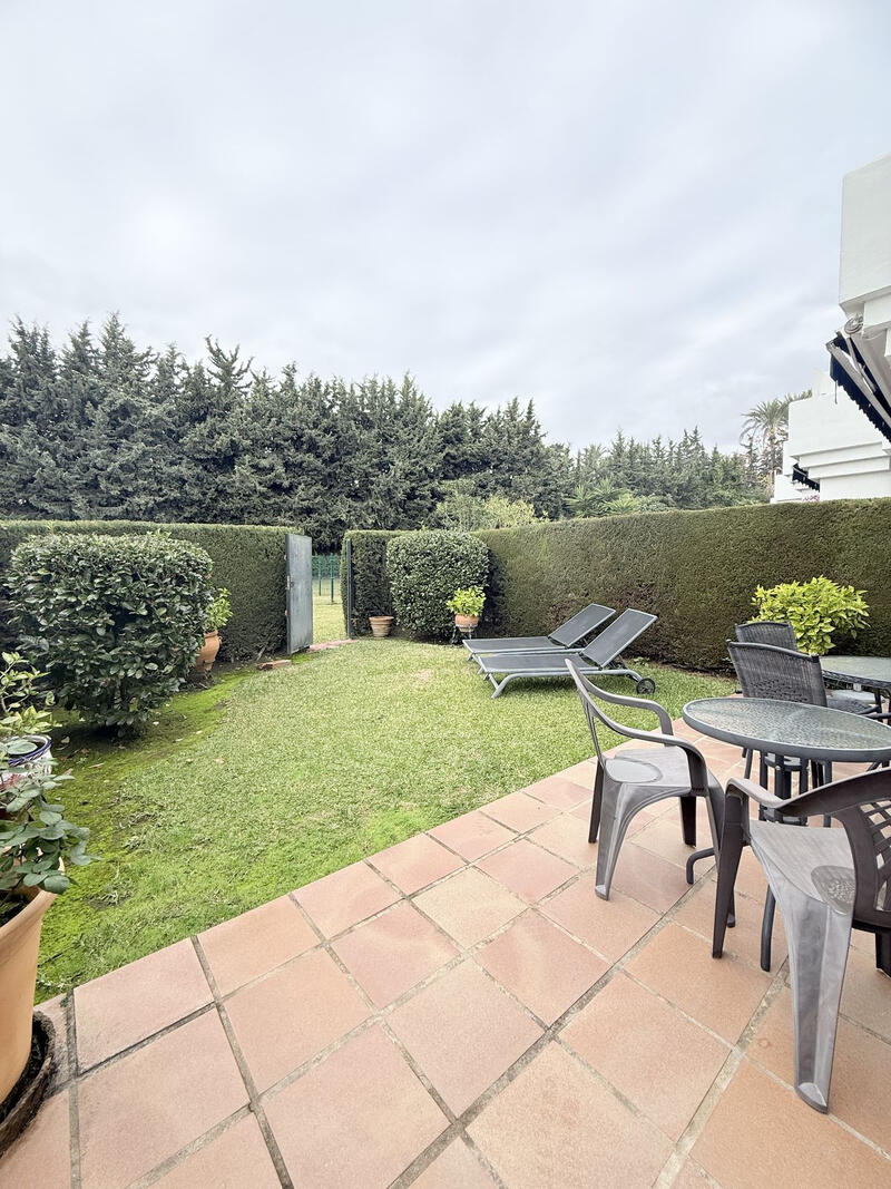 2 bedroom Apartment for Short Term Rent