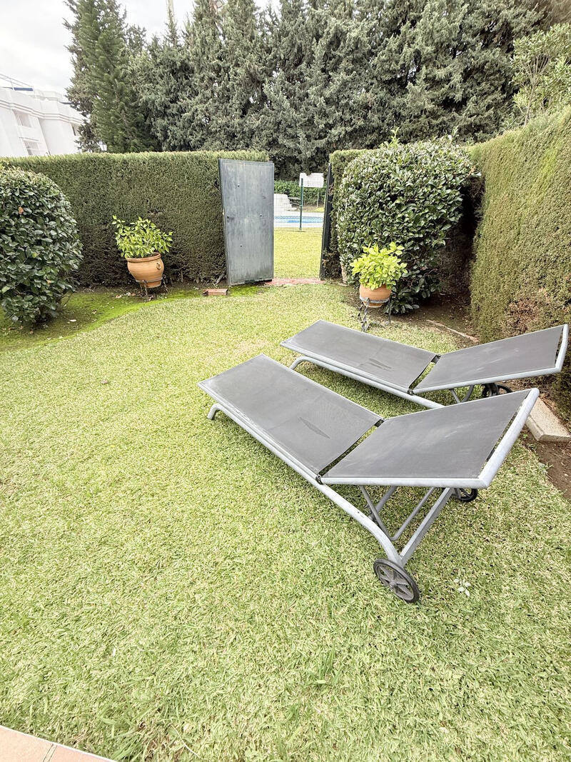 2 bedroom Apartment for Short Term Rent