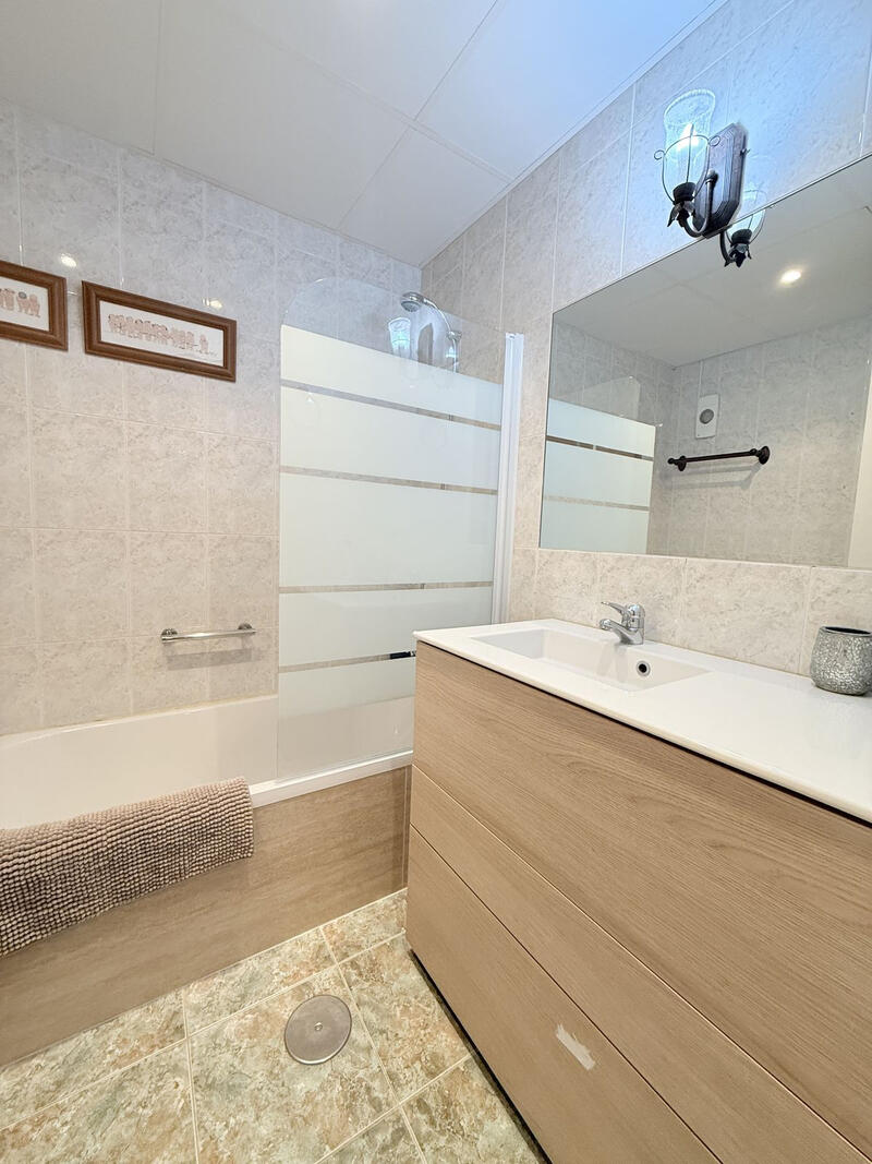 2 bedroom Apartment for Short Term Rent