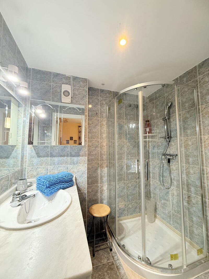 2 bedroom Apartment for Short Term Rent