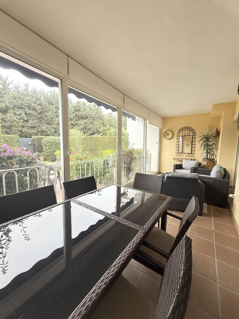 2 bedroom Apartment for Short Term Rent