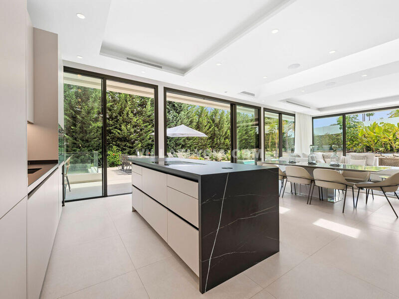 4 bedroom Villa for sale