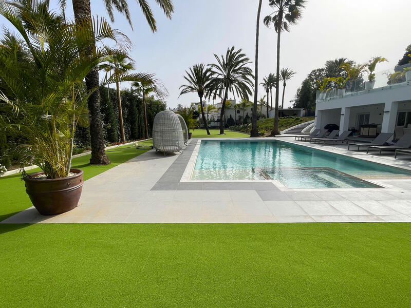 6 bedroom Villa for sale