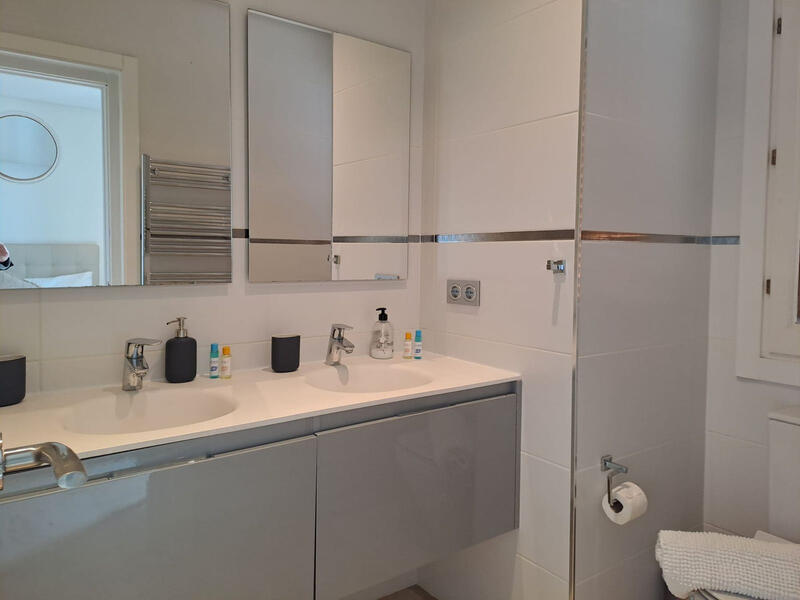 1 bedroom Apartment for Short Term Rent 1 bedroom Apartment for Short Term Rent