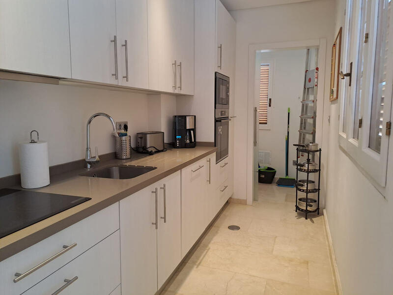 1 bedroom Apartment for Short Term Rent 1 bedroom Apartment for Short Term Rent