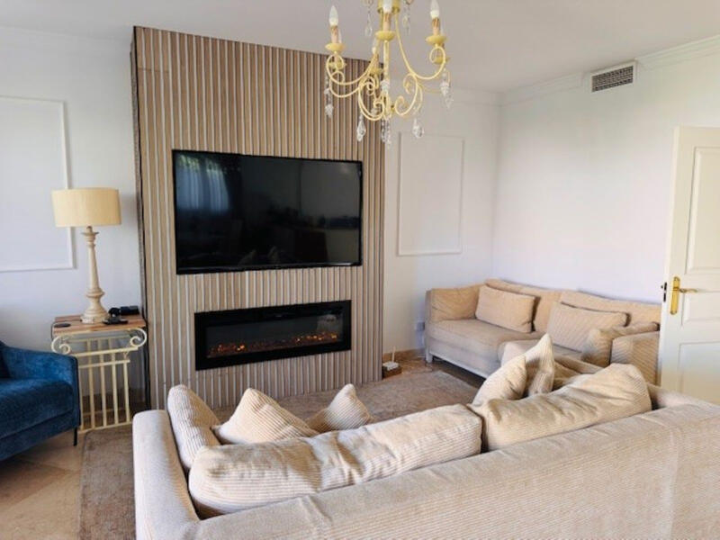 4 bedroom Duplex for Short Term Rent