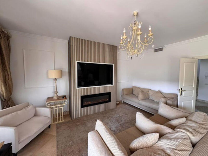 4 bedroom Duplex for Short Term Rent