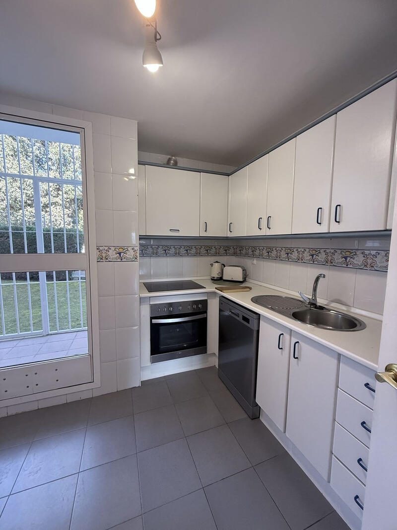 2 slaapkamer Appartement voor korte termijn huur 2 slaapkamer Appartement voor korte termijn huur