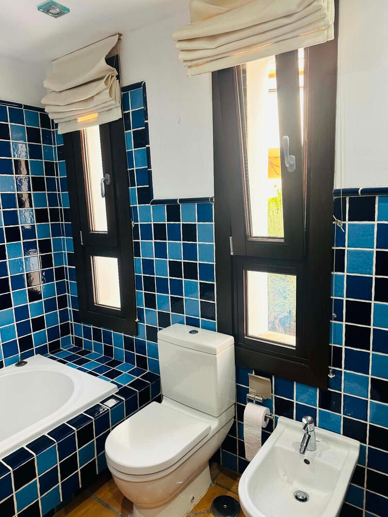 4 bedroom Duplex for Short Term Rent