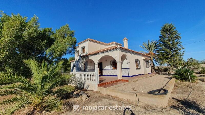 Villa for sale in Mojácar, Almería