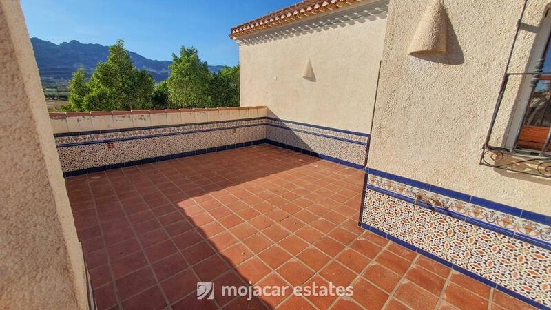 4 Cuarto Villa en venta