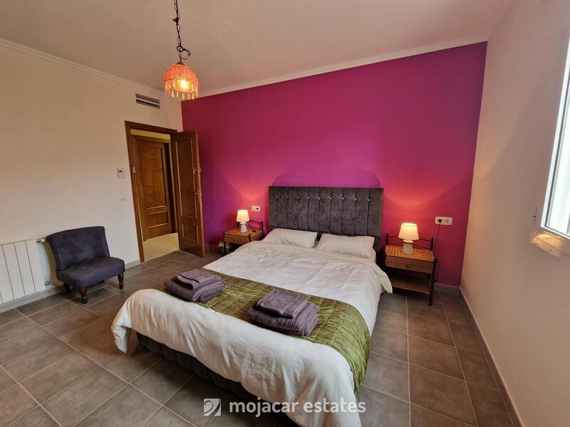 6 chambre Villa à louer à court terme