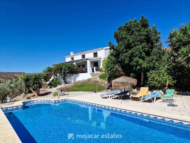 Villa for sale in Sorbas, Almería