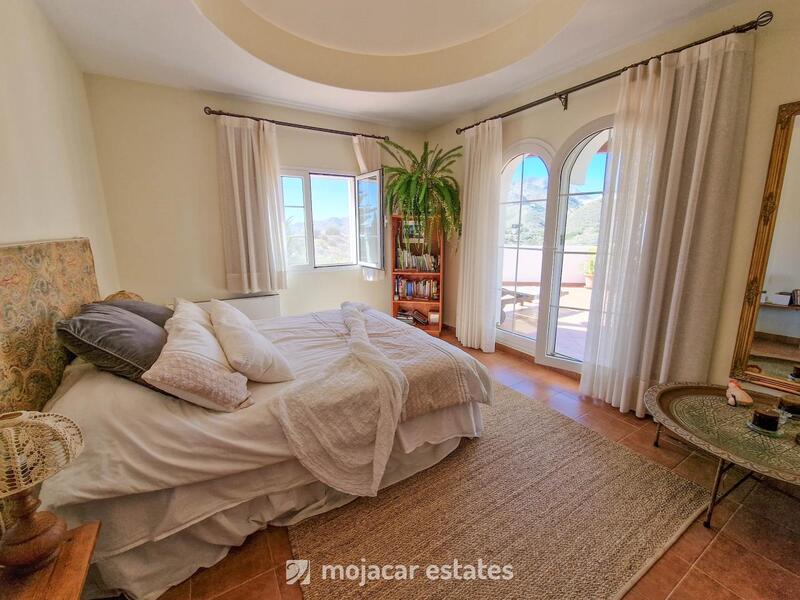4 Schlafzimmer Villa zu verkaufen