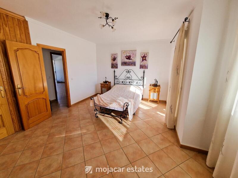 6 chambre Auberge à vendre