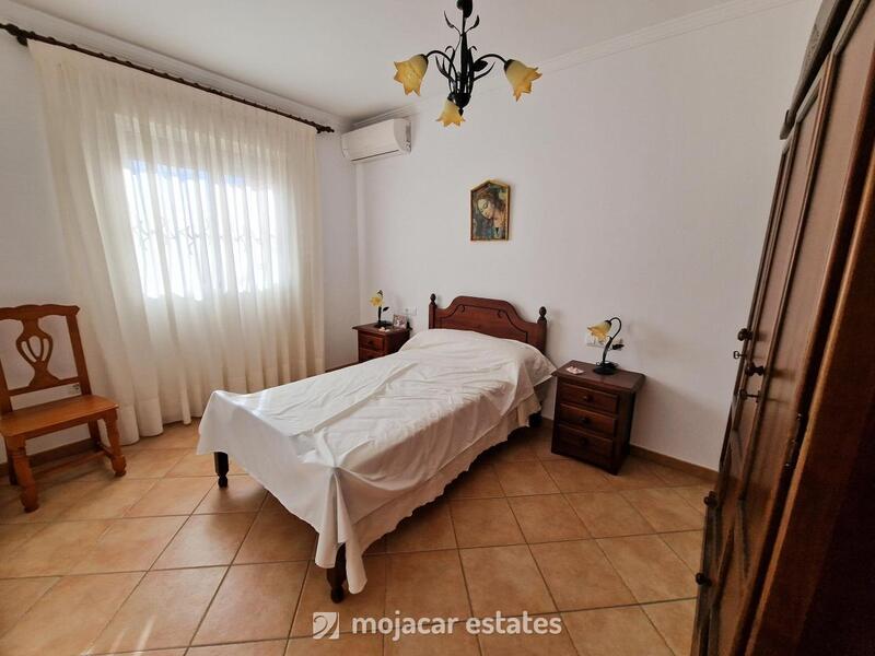 6 chambre Auberge à vendre