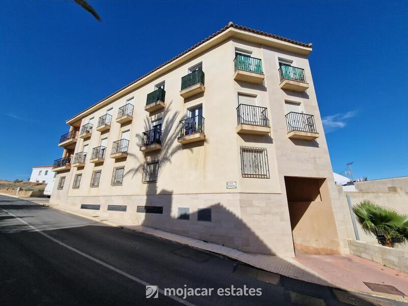 Lejlighed til salg i Turre, Almería
