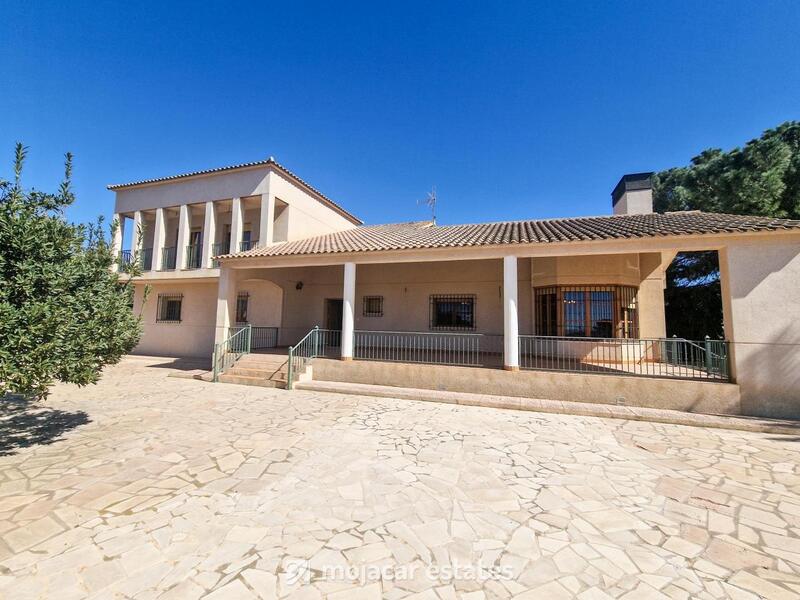 Villa zu verkaufen in Lorca, Murcia